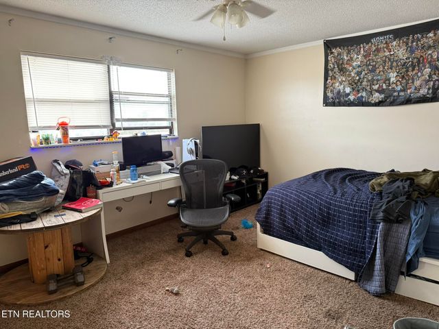 1922 Topside Rd, Louisville, TN 37777