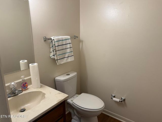 1922 Topside Rd, Louisville, TN 37777