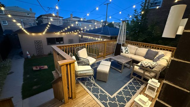 2731 N 75th Avenue, Elmwood Park, IL 60707
