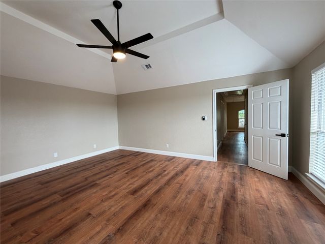 2112 Stonegate Drive, Carrollton, TX 75010