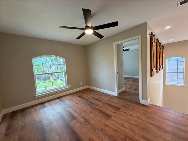 2112 Stonegate Drive, Carrollton, TX 75010