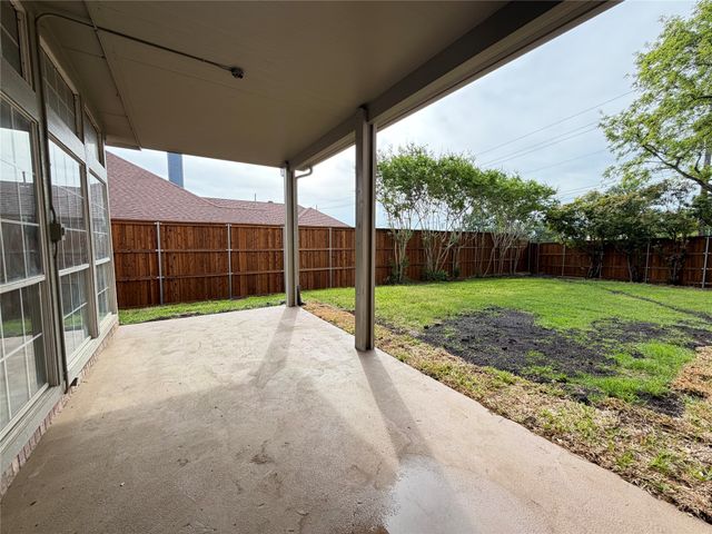 2112 Stonegate Drive, Carrollton, TX 75010