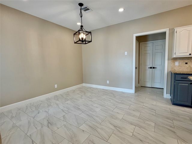 2112 Stonegate Drive, Carrollton, TX 75010