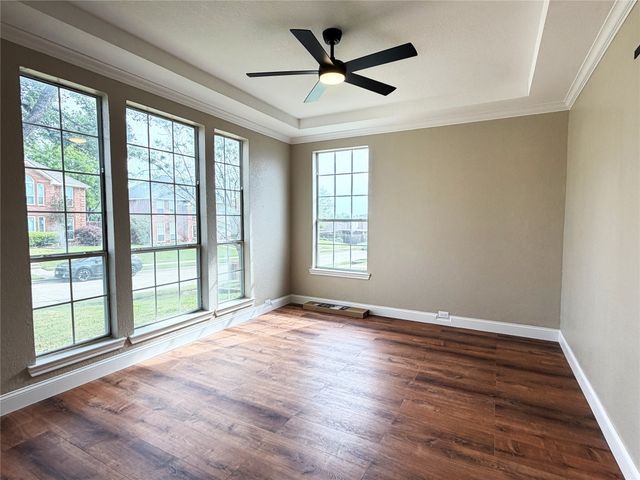 2112 Stonegate Drive, Carrollton, TX 75010