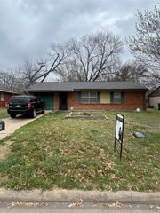 1313 ANN ARBOR Drive, Corsicana, TX 75110