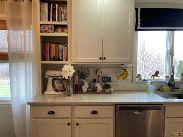 2886 West Lake Road, Skaneateles, NY 13152