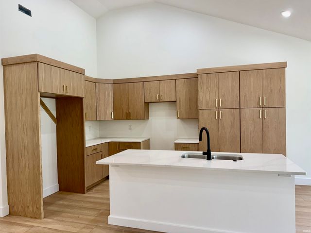4022 W Carmola Drive, Bloomington, IN 47404
