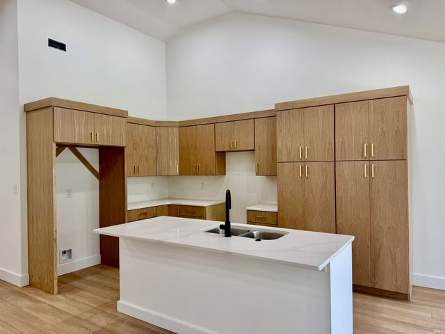 4022 W Carmola Drive, Bloomington, IN 47404