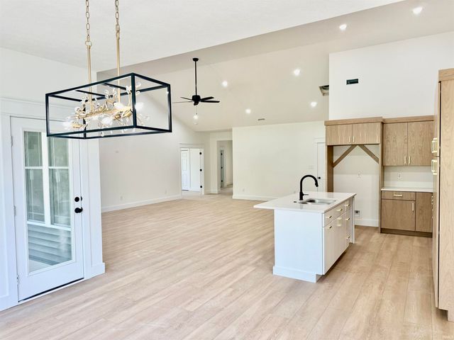 4022 W Carmola Drive, Bloomington, IN 47404