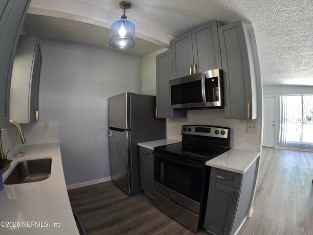 3039 LORMAN Drive, Jacksonville, FL 32223