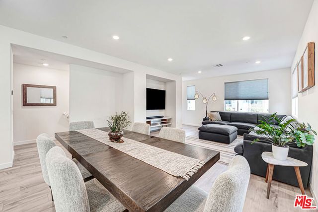 27566 Manzanita Way, Valencia, CA 91381