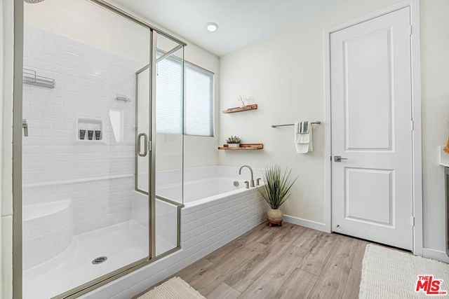 27566 Manzanita Way, Valencia, CA 91381