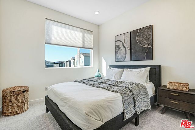 27566 Manzanita Way, Valencia, CA 91381