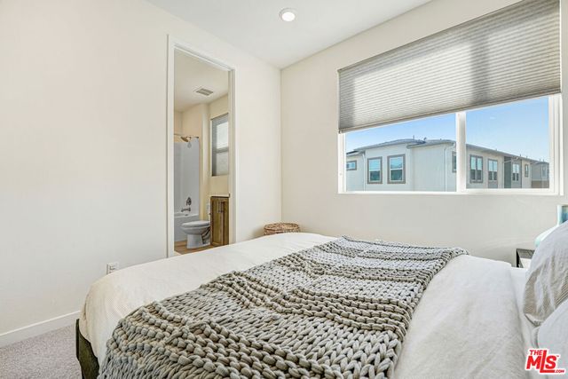 27566 Manzanita Way, Valencia, CA 91381