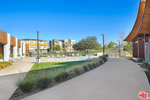 27566 Manzanita Way, Valencia, CA 91381