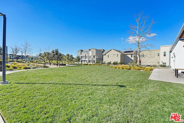 27566 Manzanita Way, Valencia, CA 91381