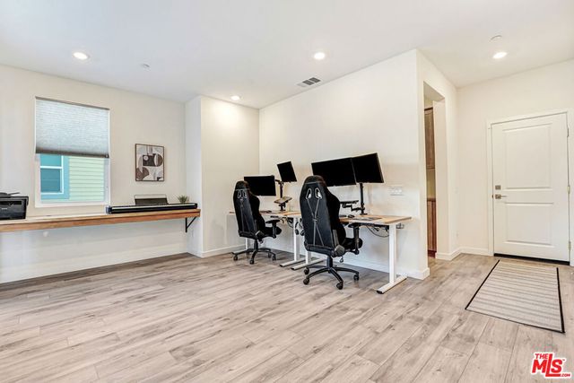 27566 Manzanita Way, Valencia, CA 91381