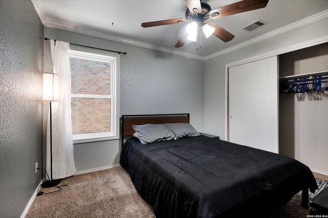 6611 Wood Bench, San Antonio, TX 78233