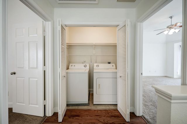 5322 Nett Street C, Houston, TX 77007