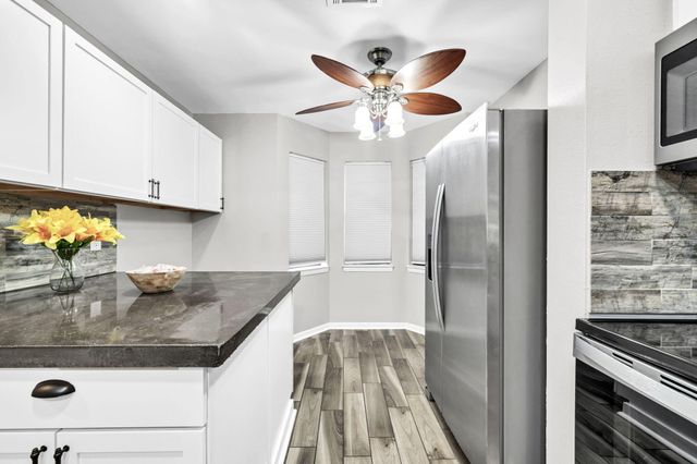 439 Waterway Lane, Fort Walton Beach, FL 32547