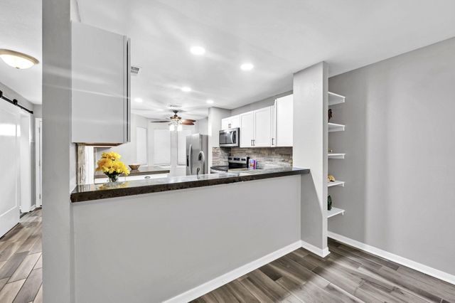 439 Waterway Lane, Fort Walton Beach, FL 32547