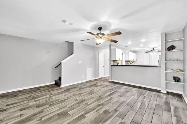 439 Waterway Lane, Fort Walton Beach, FL 32547