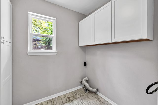 439 Waterway Lane, Fort Walton Beach, FL 32547