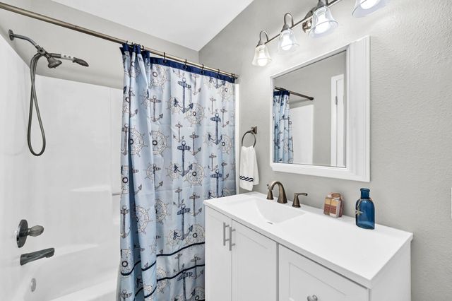 439 Waterway Lane, Fort Walton Beach, FL 32547