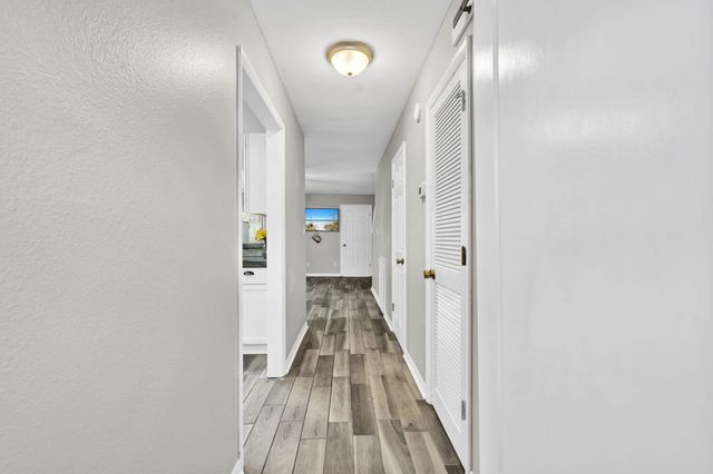 439 Waterway Lane, Fort Walton Beach, FL 32547