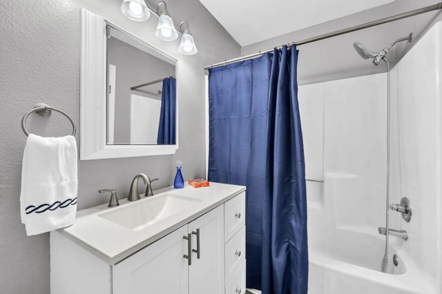 439 Waterway Lane, Fort Walton Beach, FL 32547