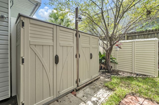 439 Waterway Lane, Fort Walton Beach, FL 32547