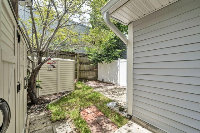 439 Waterway Lane, Fort Walton Beach, FL 32547