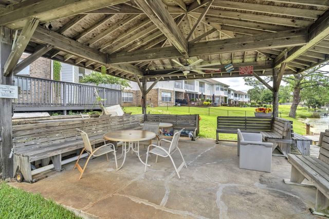 439 Waterway Lane, Fort Walton Beach, FL 32547