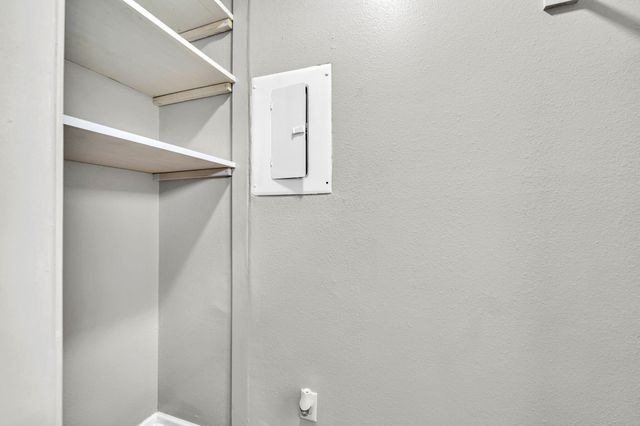 439 Waterway Lane, Fort Walton Beach, FL 32547