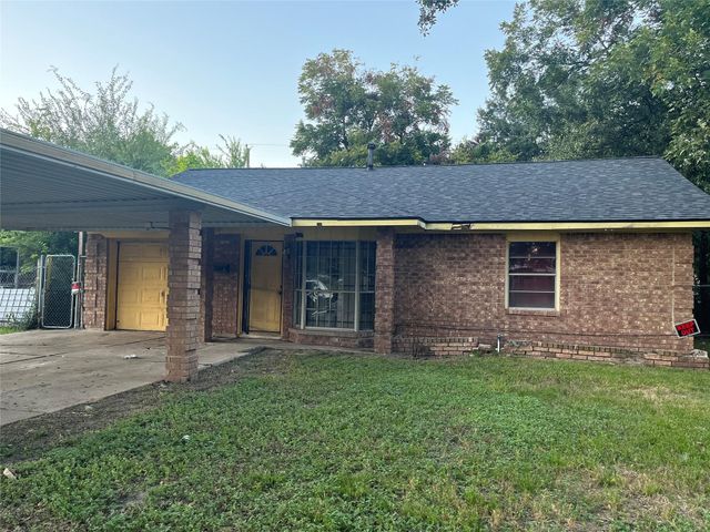 8611 Cowart Street, Houston, TX 77029