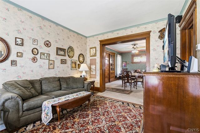 161 East Genesee Street, Auburn, NY 13021
