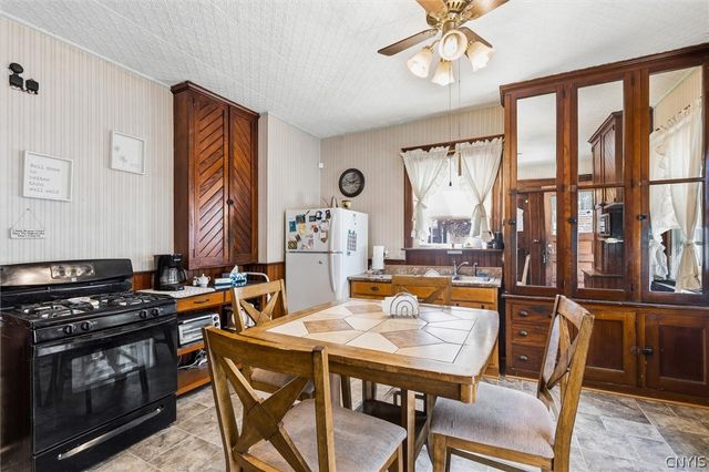 161 East Genesee Street, Auburn, NY 13021