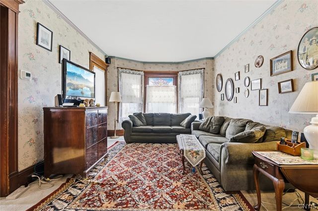 161 East Genesee Street, Auburn, NY 13021