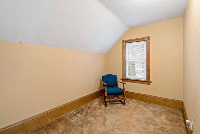 237 10th Avenue N, Hopkins, MN 55343