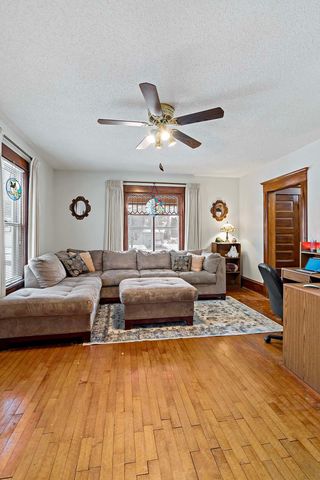 237 10th Avenue N, Hopkins, MN 55343