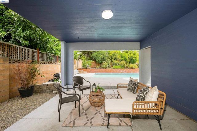 2744 Kennedy St, Livermore, CA 94551