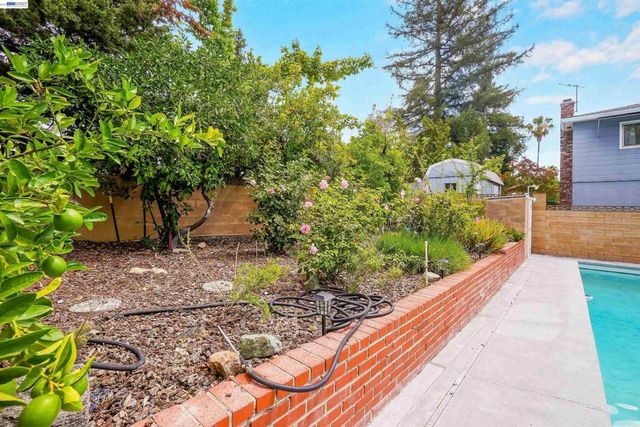2744 Kennedy St, Livermore, CA 94551