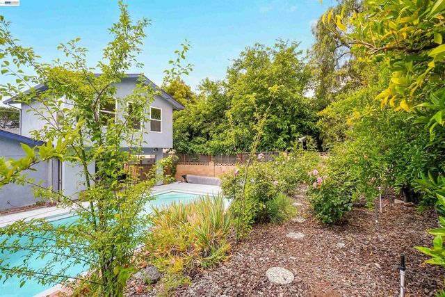 2744 Kennedy St, Livermore, CA 94551