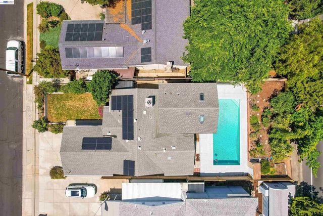 2744 Kennedy St, Livermore, CA 94551
