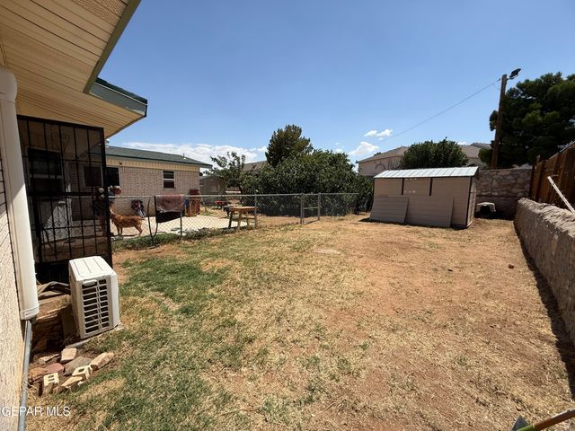 10025 Foothill Drive, El Paso, TX 79924