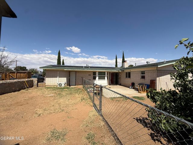 10025 Foothill Drive, El Paso, TX 79924