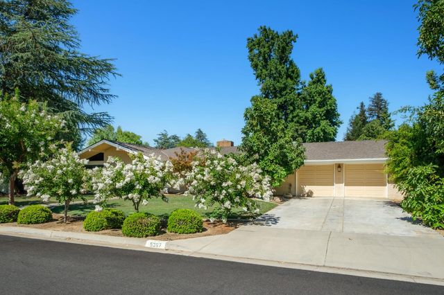 5367 N Briarwood Avenue, Fresno, CA 93711