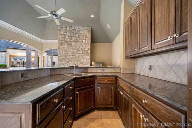 6308 E 105th Street, Tulsa, OK 74137