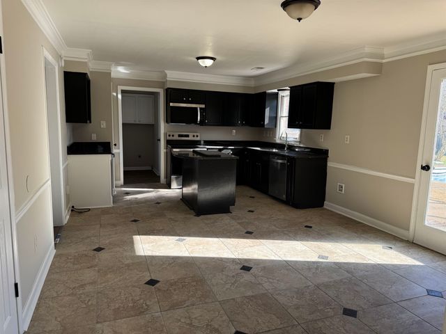 339 OAKLEIGH DR, Collierville, TN 38017