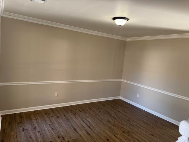 339 OAKLEIGH DR, Collierville, TN 38017